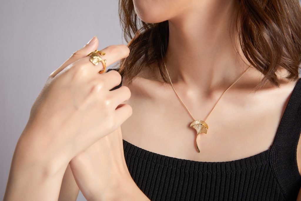 Boucles d’Oreilles Chaîne Dorée
